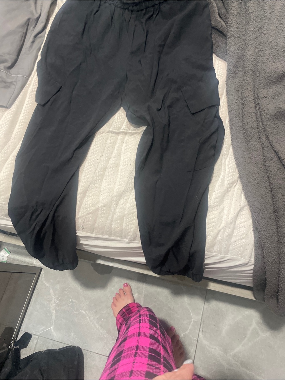 NWOT Zara Black High Waisted Cargo Jogger Pants - Size S - Picture 3 of 3